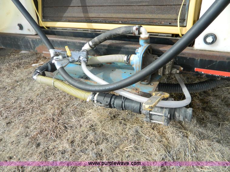 image for item G7742 1989 Caterpillar Challenger 65A  tractor