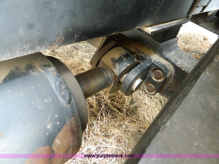 image for item G7742 1989 Caterpillar Challenger 65A  tractor