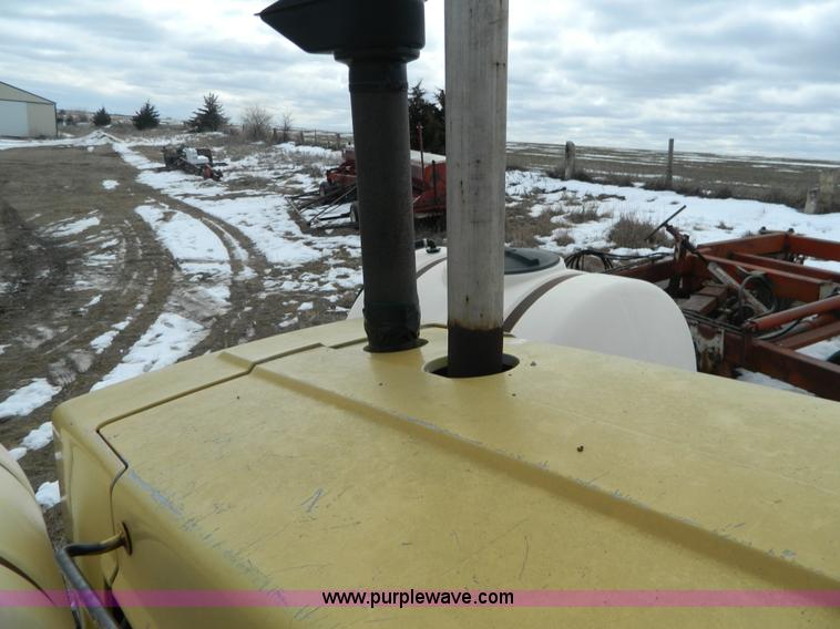 image for item G7742 1989 Caterpillar Challenger 65A  tractor