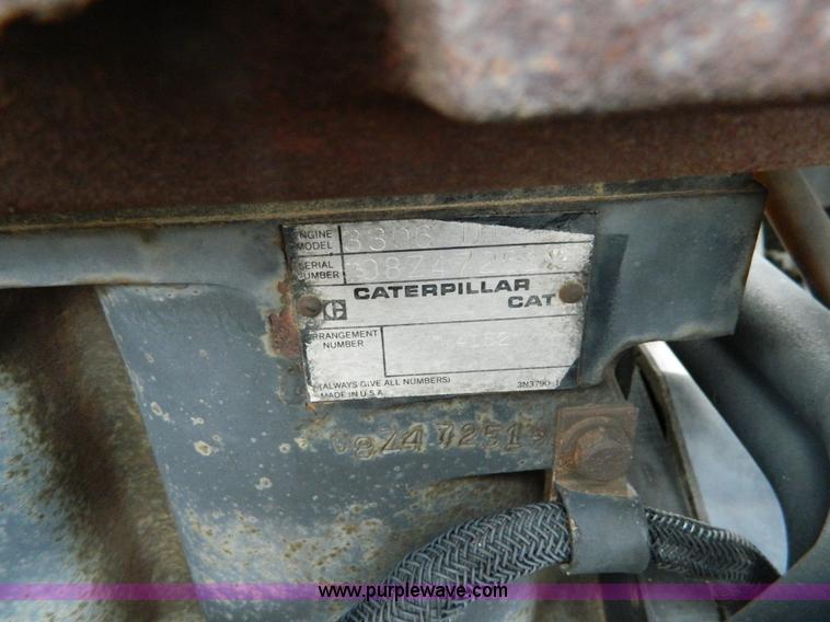 image for item G7742 1989 Caterpillar Challenger 65A  tractor