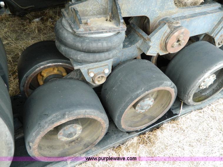 image for item G7742 1989 Caterpillar Challenger 65A  tractor