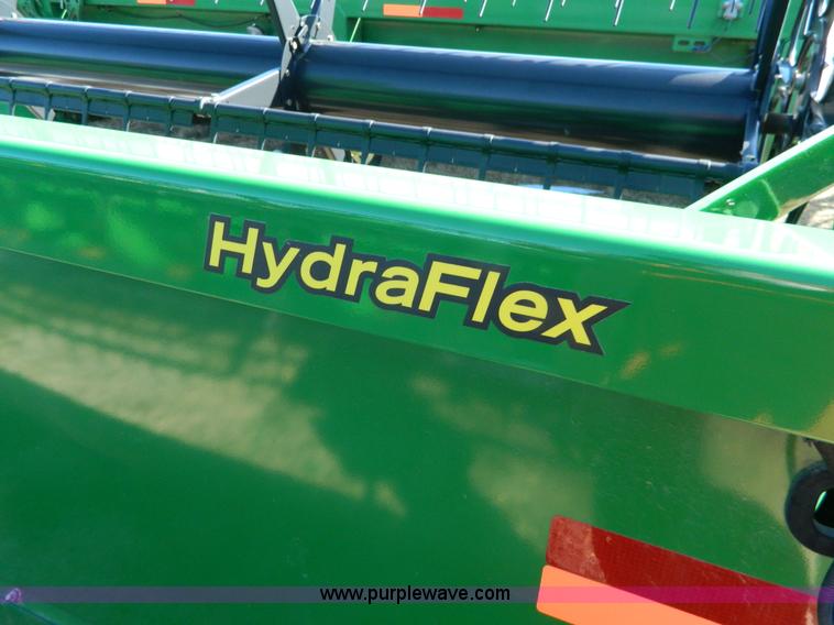 image for item G7747 2010 John Deere 635F  flex header