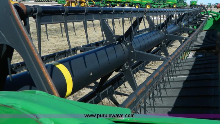 image for item G7748 2009 John Deere 635D draper header