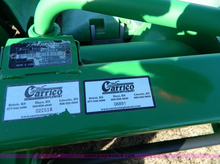 image for item G7749 2010 John Deere 612C corn header