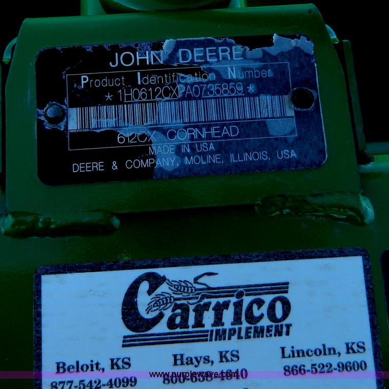 image for item G7749 2010 John Deere 612C corn header