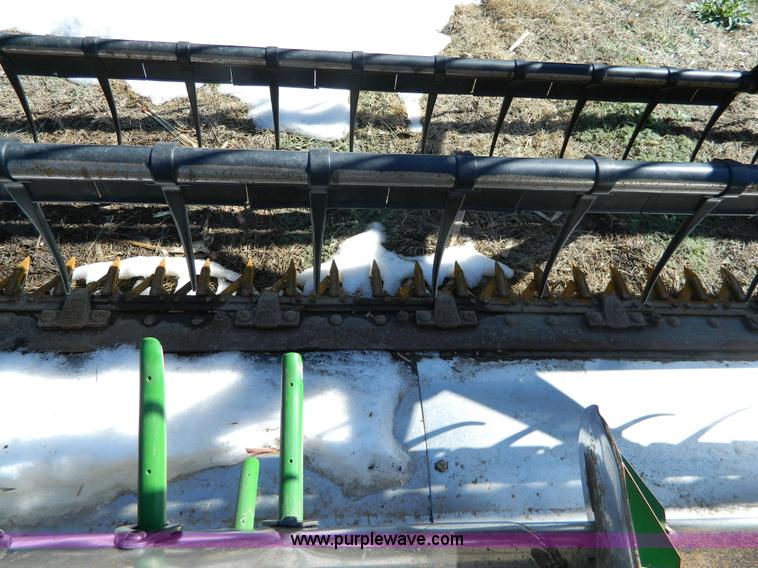 image for item G7754 1999 John Deere 930F flex header