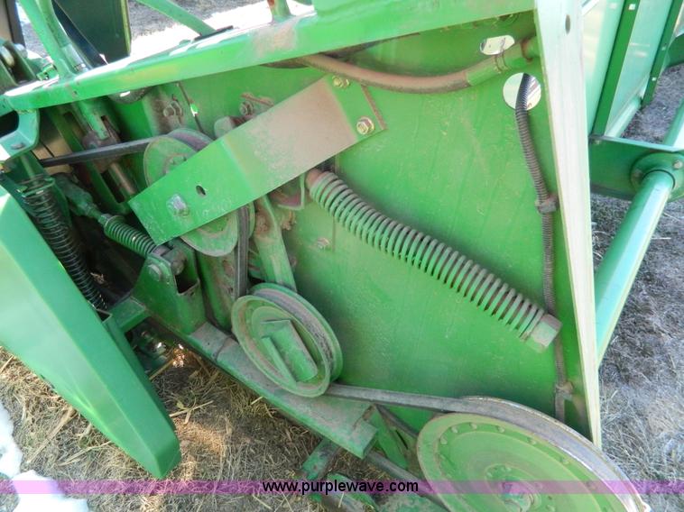 image for item G7754 1999 John Deere 930F flex header