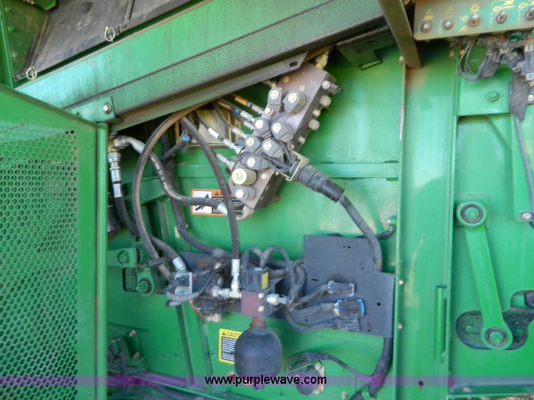 image for item G7755 2008 John Deere 9770 STS combine