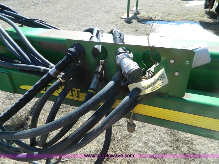image for item G7756 2009 John Deere 1770 CCS no-till planter