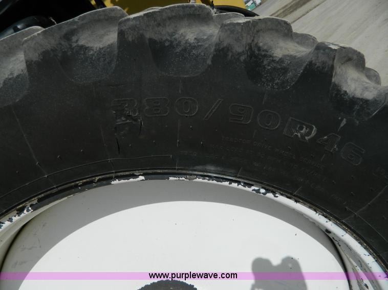 image for item G7758 1995 Ag-Chem RoGator 854 self-propelled sprayer