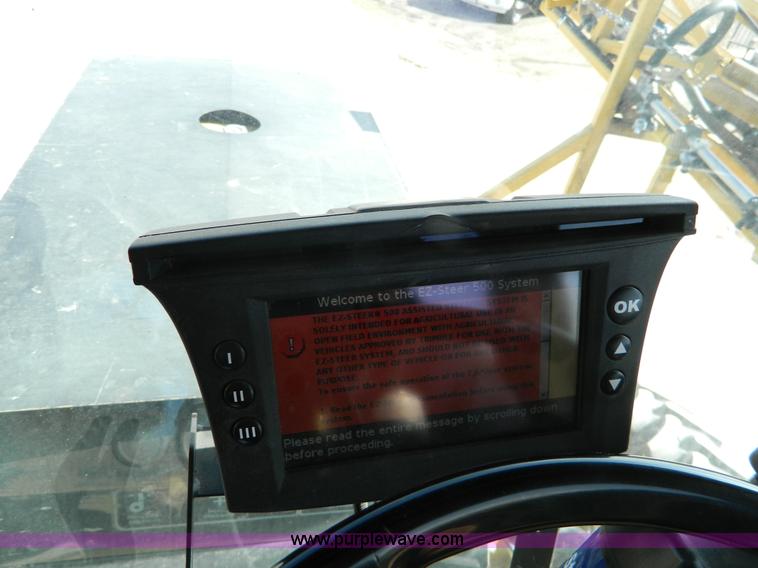 image for item G7758 1995 Ag-Chem RoGator 854 self-propelled sprayer