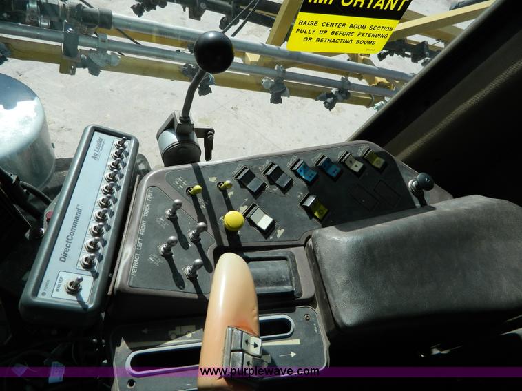 image for item G7758 1995 Ag-Chem RoGator 854 self-propelled sprayer