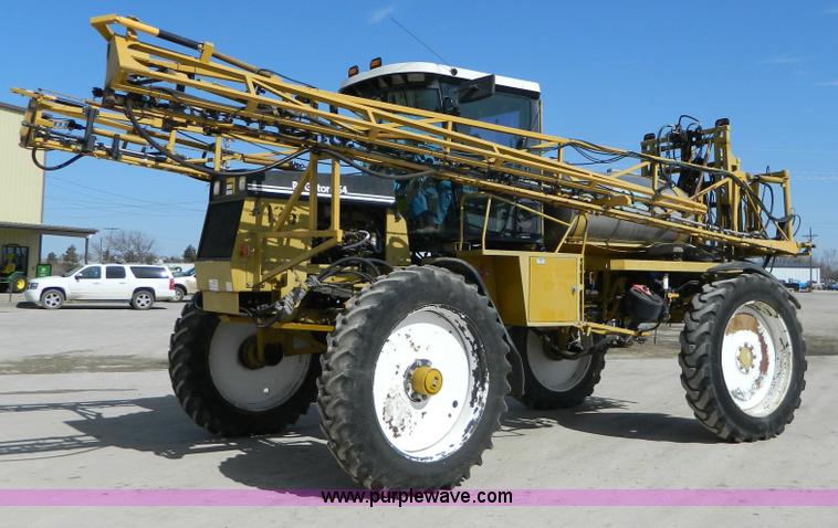image for item G7758 1995 Ag-Chem RoGator 854 self-propelled sprayer