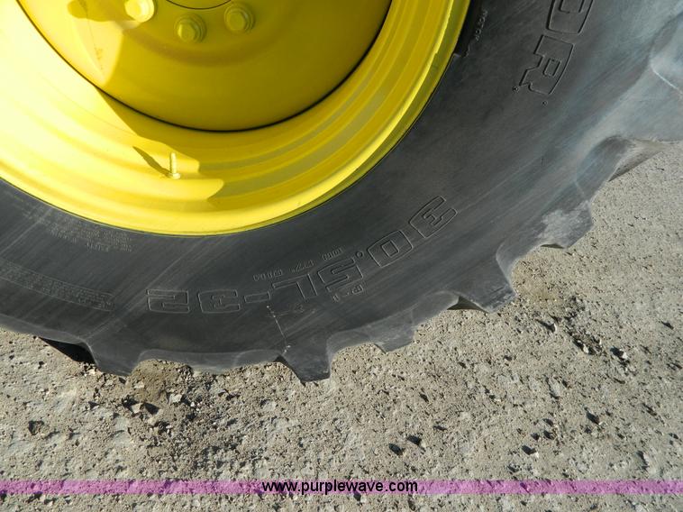 image for item G7759 1992 John Deere 9600 combine