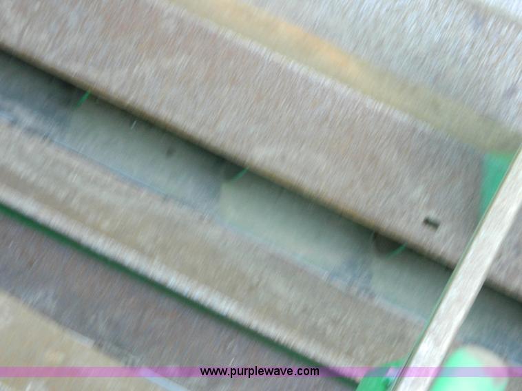 image for item G7759 1992 John Deere 9600 combine