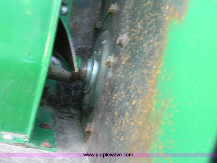 image for item G7759 1992 John Deere 9600 combine