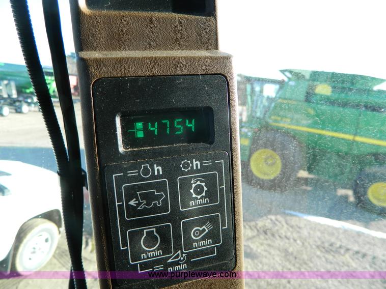 image for item G7759 1992 John Deere 9600 combine