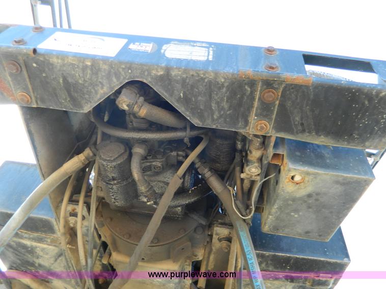 image for item G7763 1994 Willmar 760 self-propelled sprayer