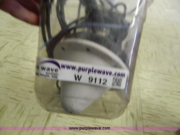 image for item G7763 1994 Willmar 760 self-propelled sprayer