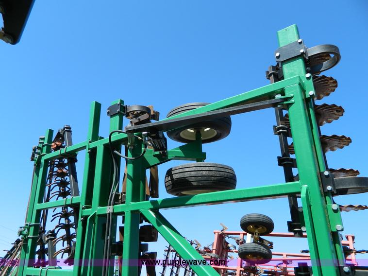 image for item G7764 2009 Great Plains 3000TC turbo chopper