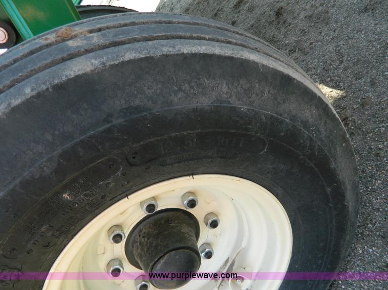 image for item G7764 2009 Great Plains 3000TC turbo chopper