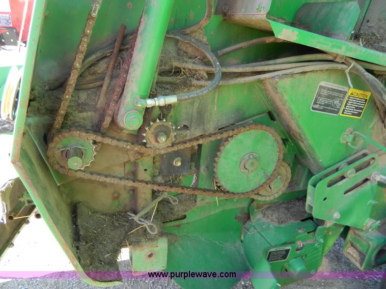 image for item G7767 1997 John Deere 566 baler