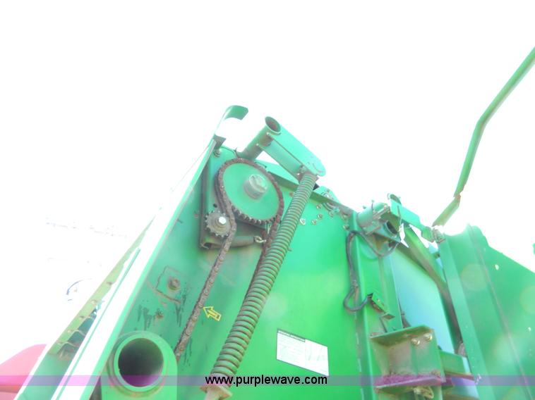 image for item G7767 1997 John Deere 566 baler