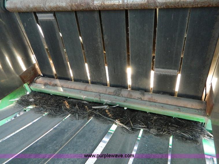 image for item G7767 1997 John Deere 566 baler