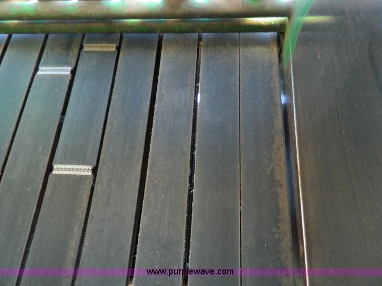 image for item G7767 1997 John Deere 566 baler