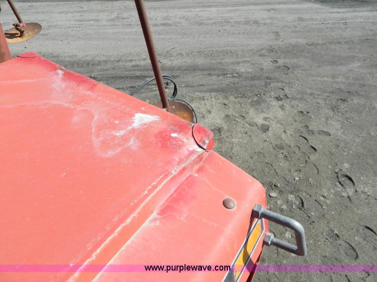 image for item G7770 Case IH 5500 30' drill