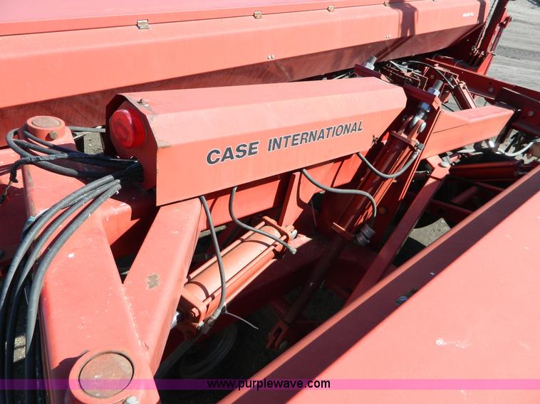 image for item G7770 Case IH 5500 30' drill