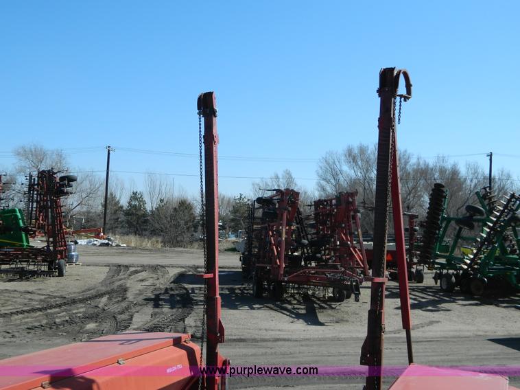 image for item G7770 Case IH 5500 30' drill