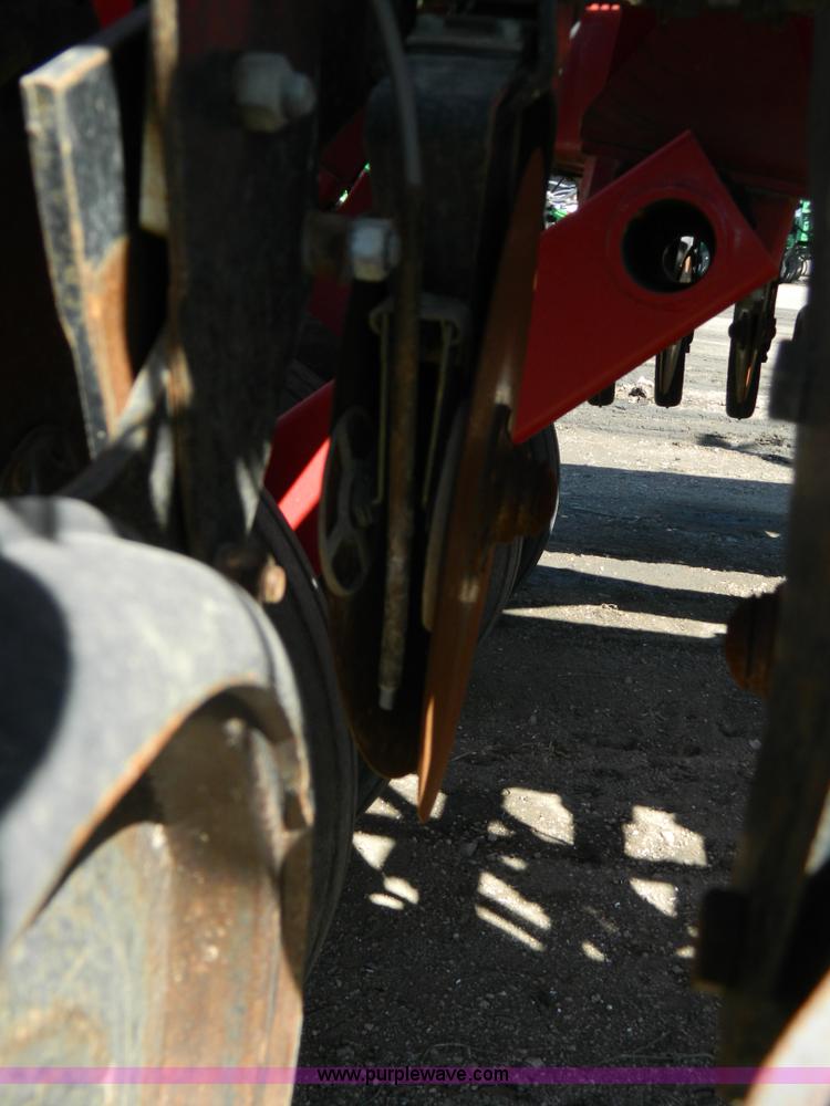 image for item G7770 Case IH 5500 30' drill