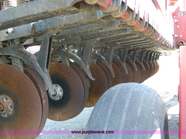 image for item G7770 Case IH 5500 30' drill