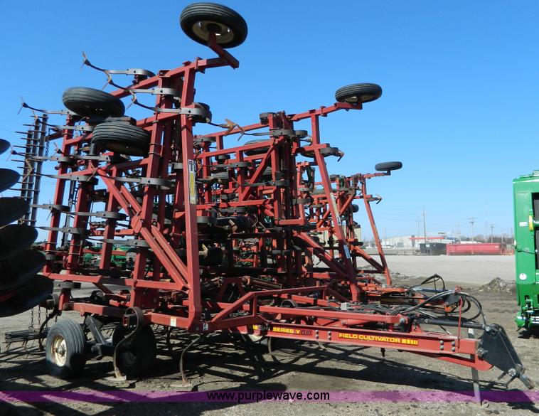 image for item G7771 1995 Kent Series V 46' field cultivator
