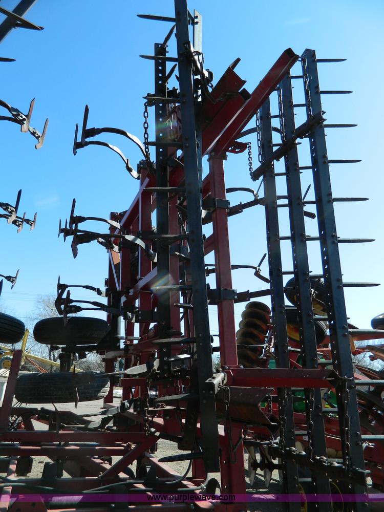 image for item G7771 1995 Kent Series V 46' field cultivator