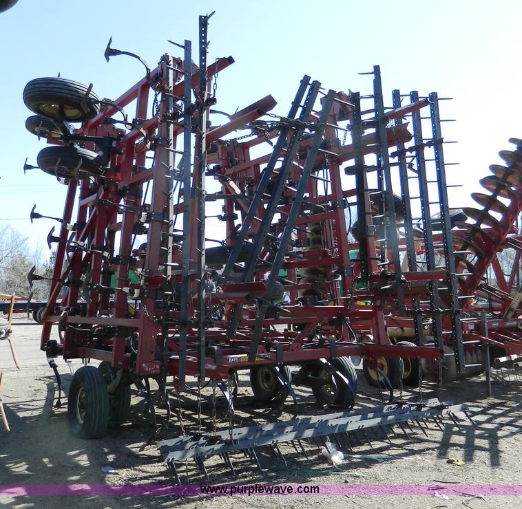 image for item G7771 1995 Kent Series V 46' field cultivator