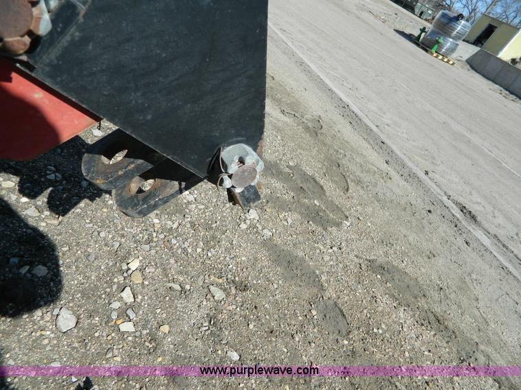 image for item G7771 1995 Kent Series V 46' field cultivator