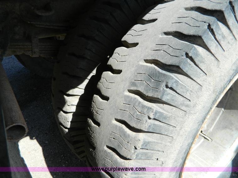 image for item G7772 1985 Chevrolet C60 feed truck