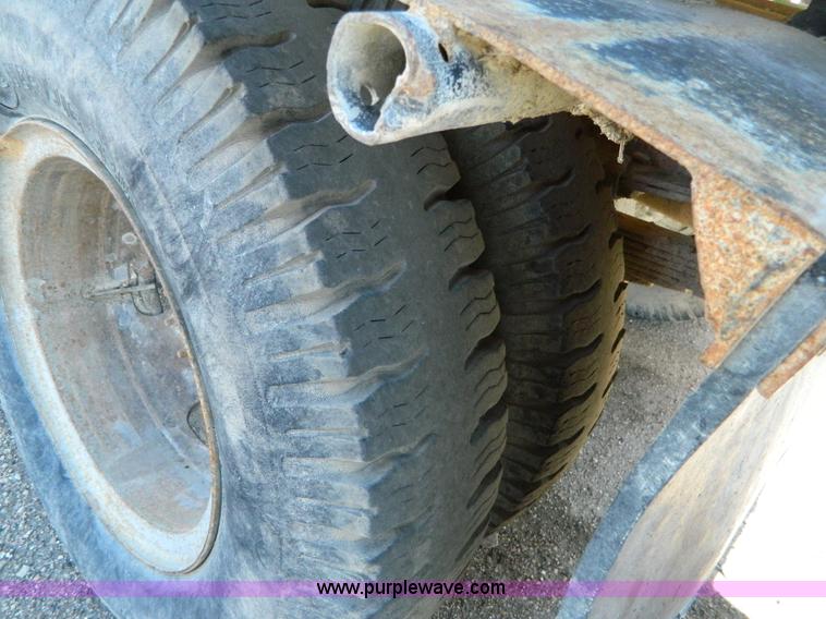 image for item G7772 1985 Chevrolet C60 feed truck