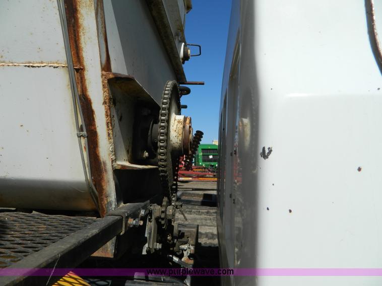 image for item G7772 1985 Chevrolet C60 feed truck