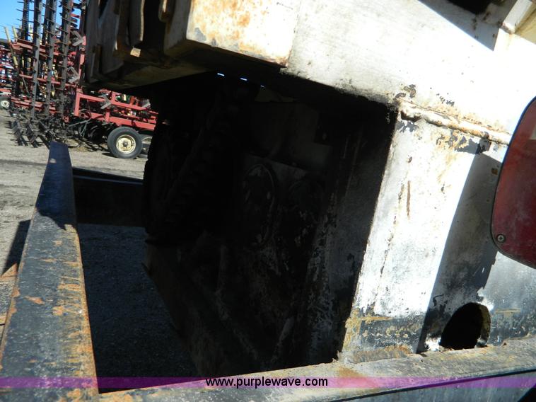 image for item G7772 1985 Chevrolet C60 feed truck