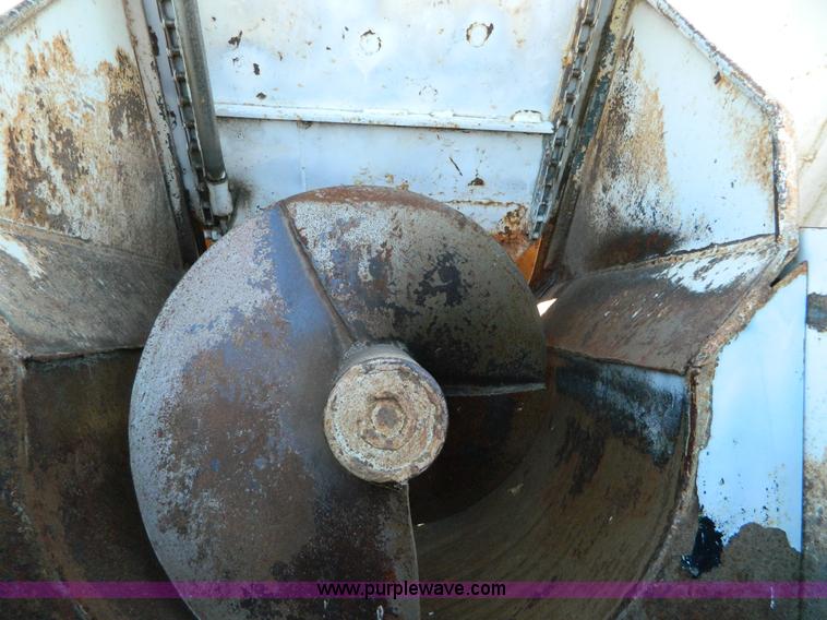 image for item G7772 1985 Chevrolet C60 feed truck