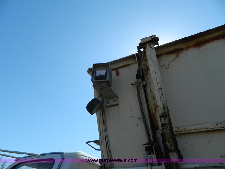 image for item G7772 1985 Chevrolet C60 feed truck