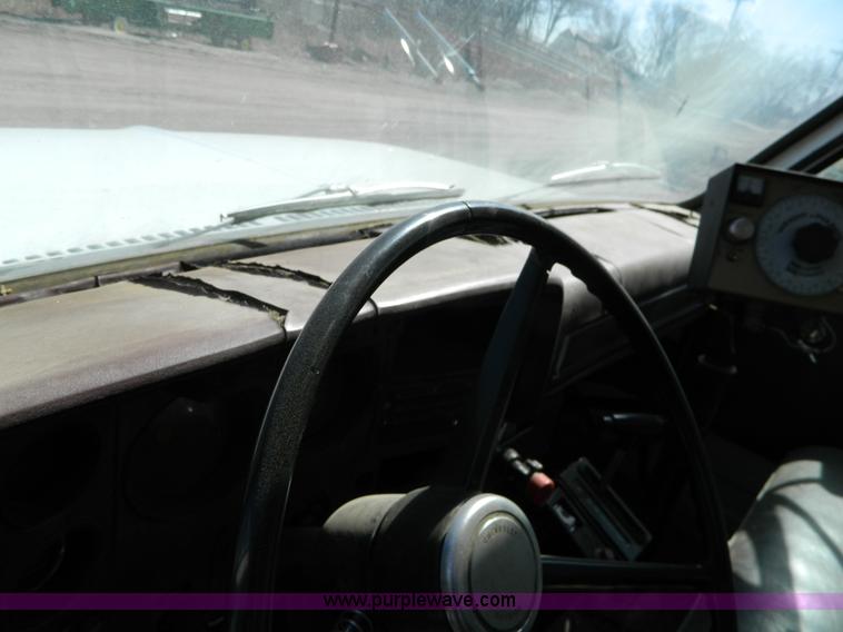 image for item G7772 1985 Chevrolet C60 feed truck