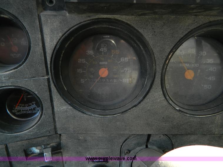 image for item G7772 1985 Chevrolet C60 feed truck