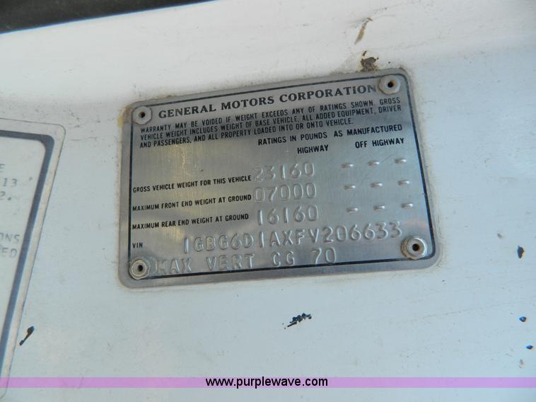 image for item G7772 1985 Chevrolet C60 feed truck