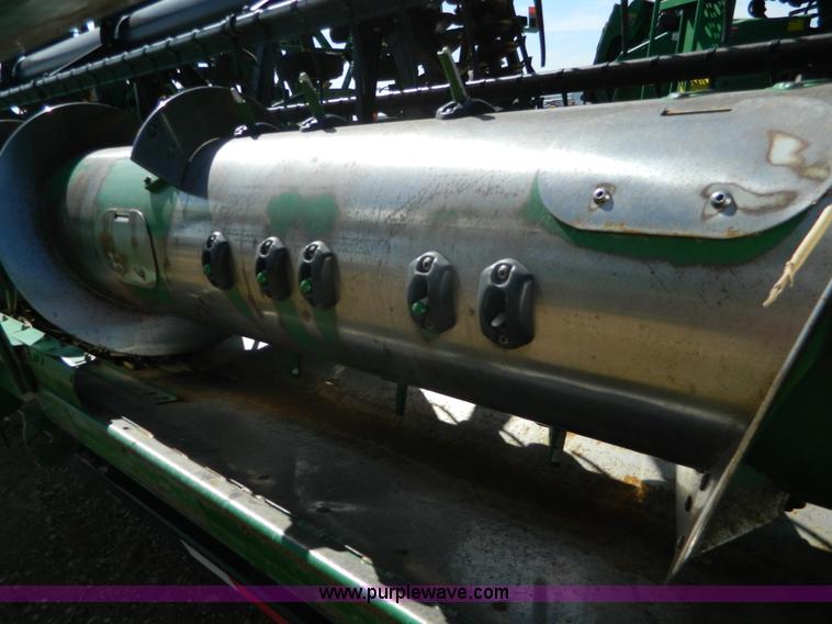 image for item G7776 2009 John Deere 635F flex header