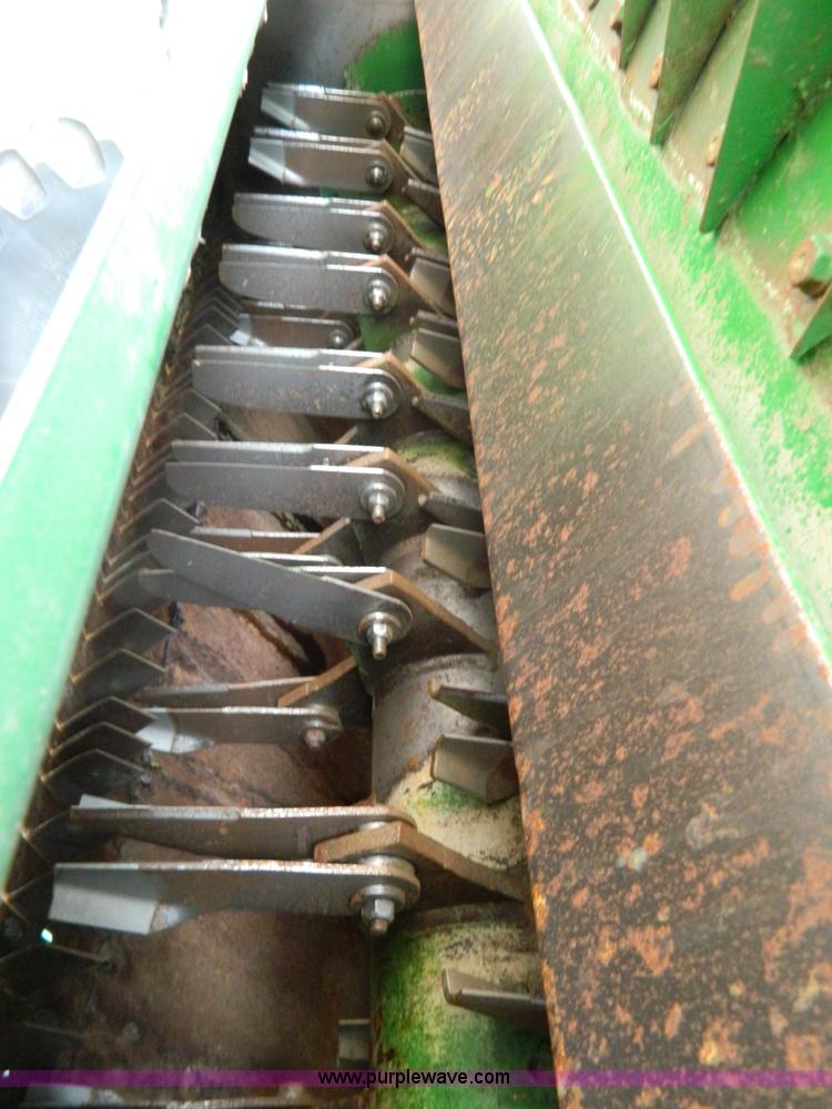 image for item G7780 2004 John Deere 9760 STS combine