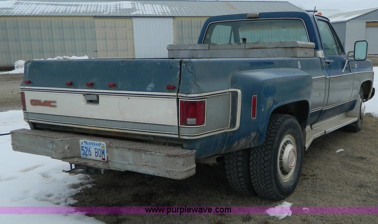 image for item W9123 1979 GMC Sierra 3500 Classic Camper Special pickup truck